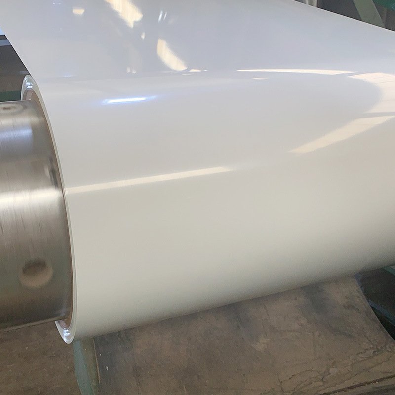 Prepainted GI steel coil / PPGI / PPGL color coated galvanized corrugated metal roofing sheet in coil