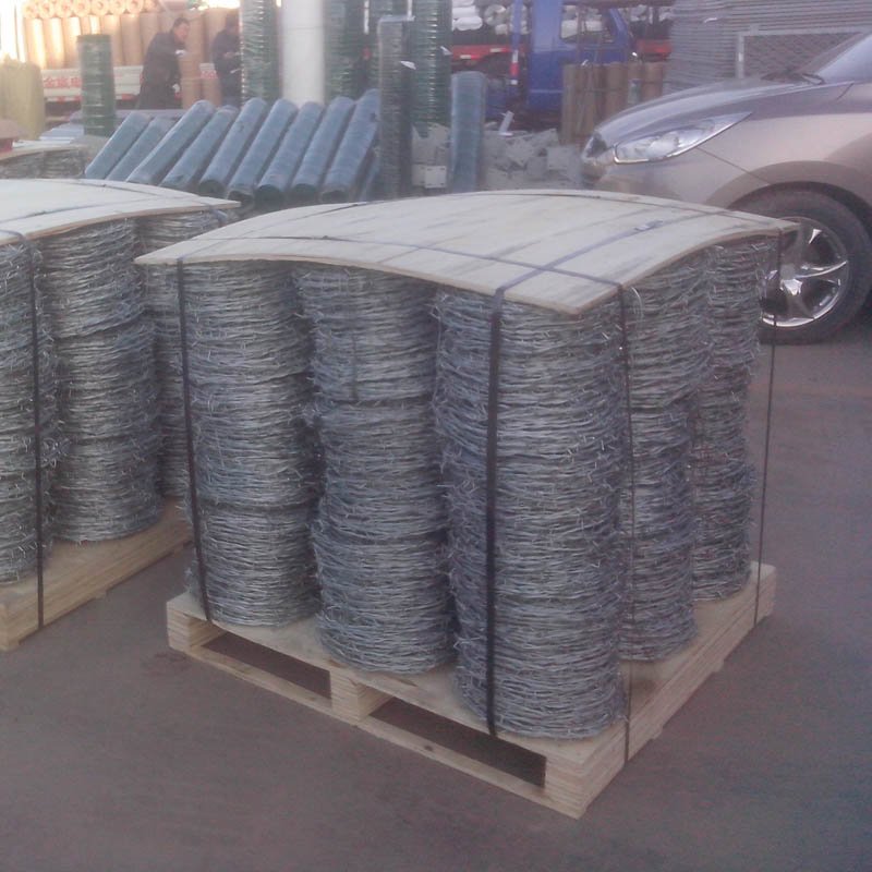 High Quality 50kg Barbed Wire Price Per Roll Galvanized Barbed Wire Mesh Stainless Steel Barb Wire Fence Roll