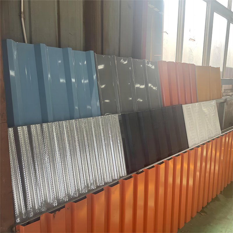 GI PPGI PPGL Galvanized Corrugated Metal Roof Tiles Color Coated Corrugated Roofing Sheet Panels Construction Materials
