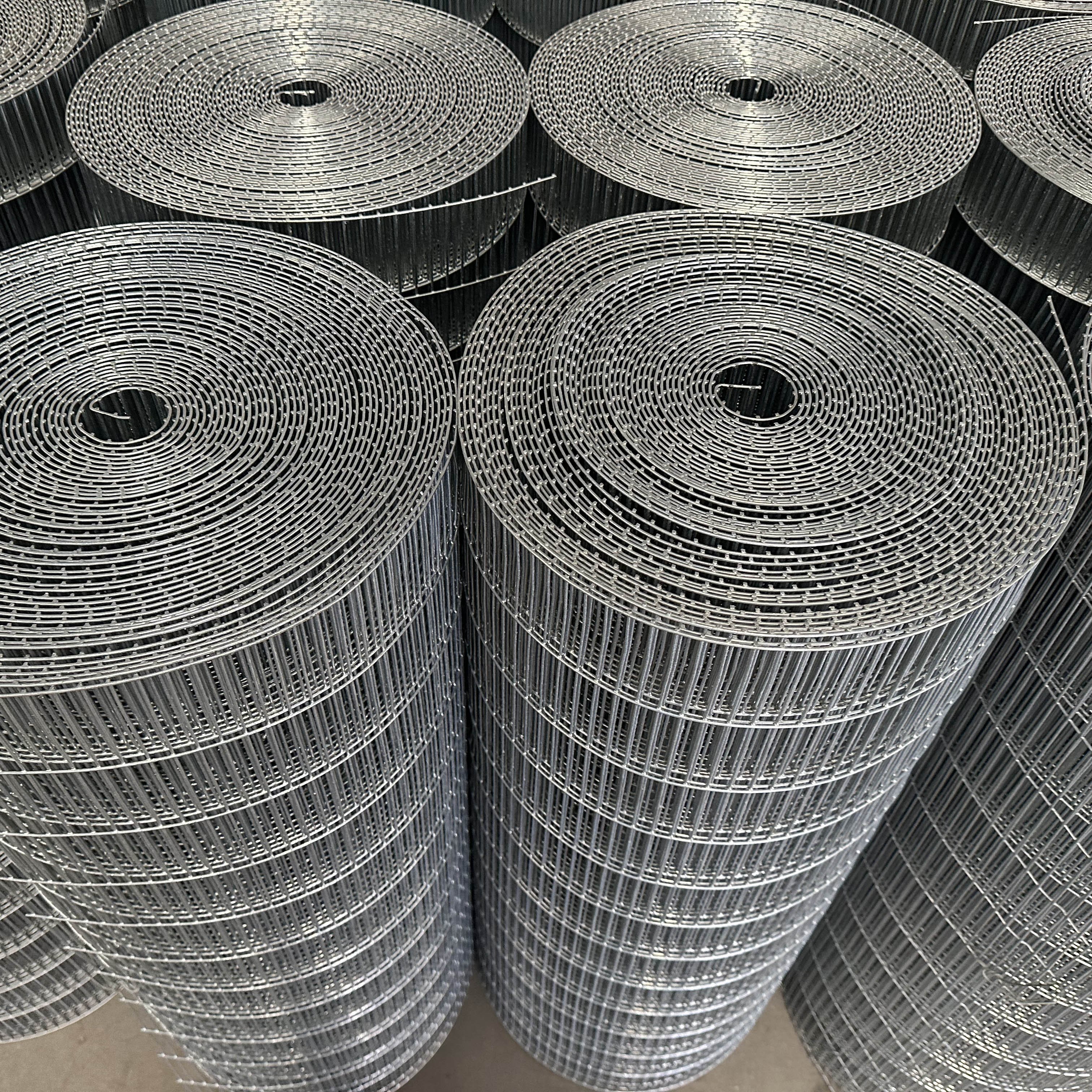 Factory low price reinforcement wire mesh Galvanized Welded Wire Mesh welded mesh For Fence Panel