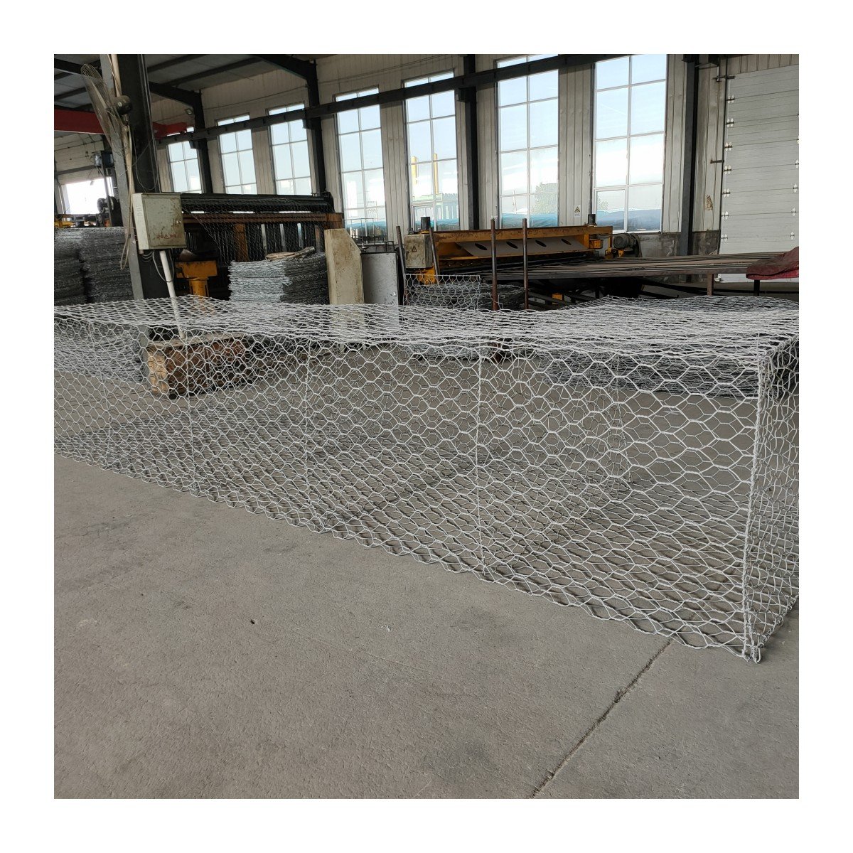 Factory Direct Sale Hot dipped Galvanized Woven Steel Wire Mesh Gabion Basket and Galfan Gabion Box 95%Zinc + 5%Alu