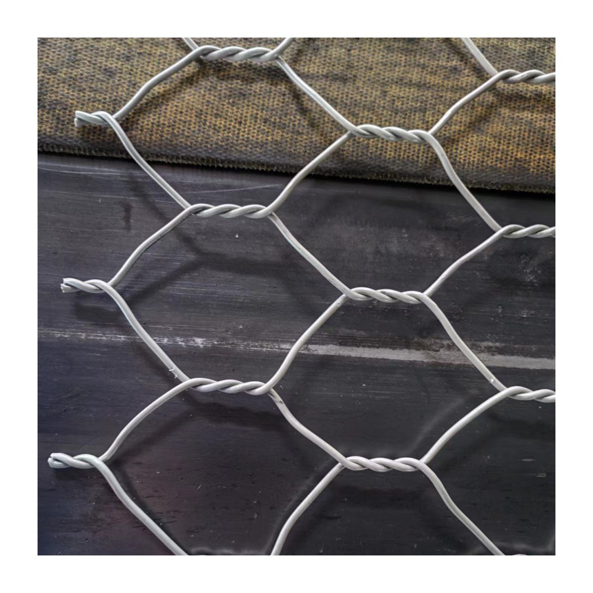 Factory Direct Sale Hot dipped Galvanized Woven Steel Wire Mesh Gabion Basket and Galfan Gabion Box 95%Zinc + 5%Alu