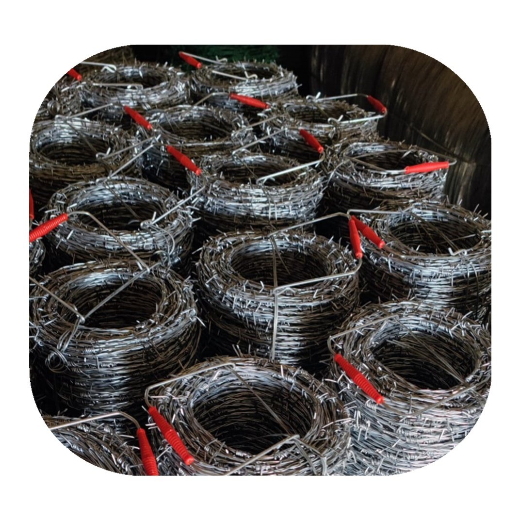 Manufacturer sales cheap price Razor Barb Wire Price Per Roll / Galvanized Barbed Wire Farm Fence