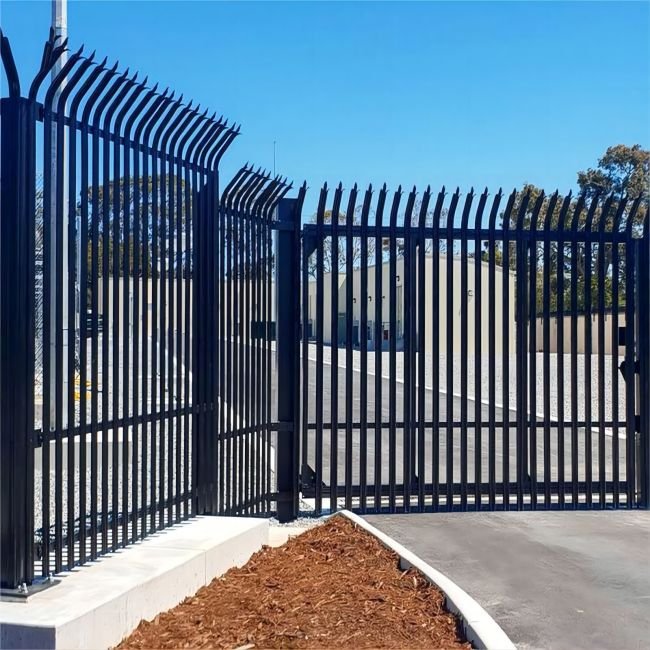 Customized High Security Steel Curved Top Palisade Garden Fence For Sale