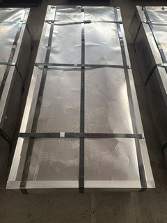 Customized PPGI PPGL Roof Prepainted Galvanized Roofing Anti Corrosion Resistance Color Coated Steel Roofing Tiles