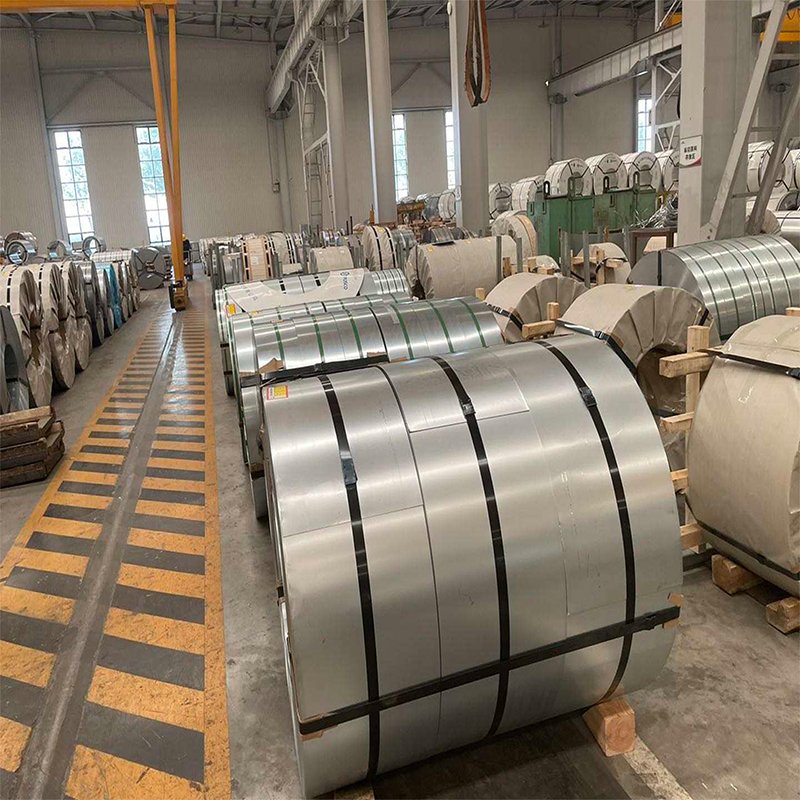 Hot Dipped Galvanized MetalSteel Coil Plate Z165 mid hard galvanized Steel Coil welded galvanized perforated steel coil