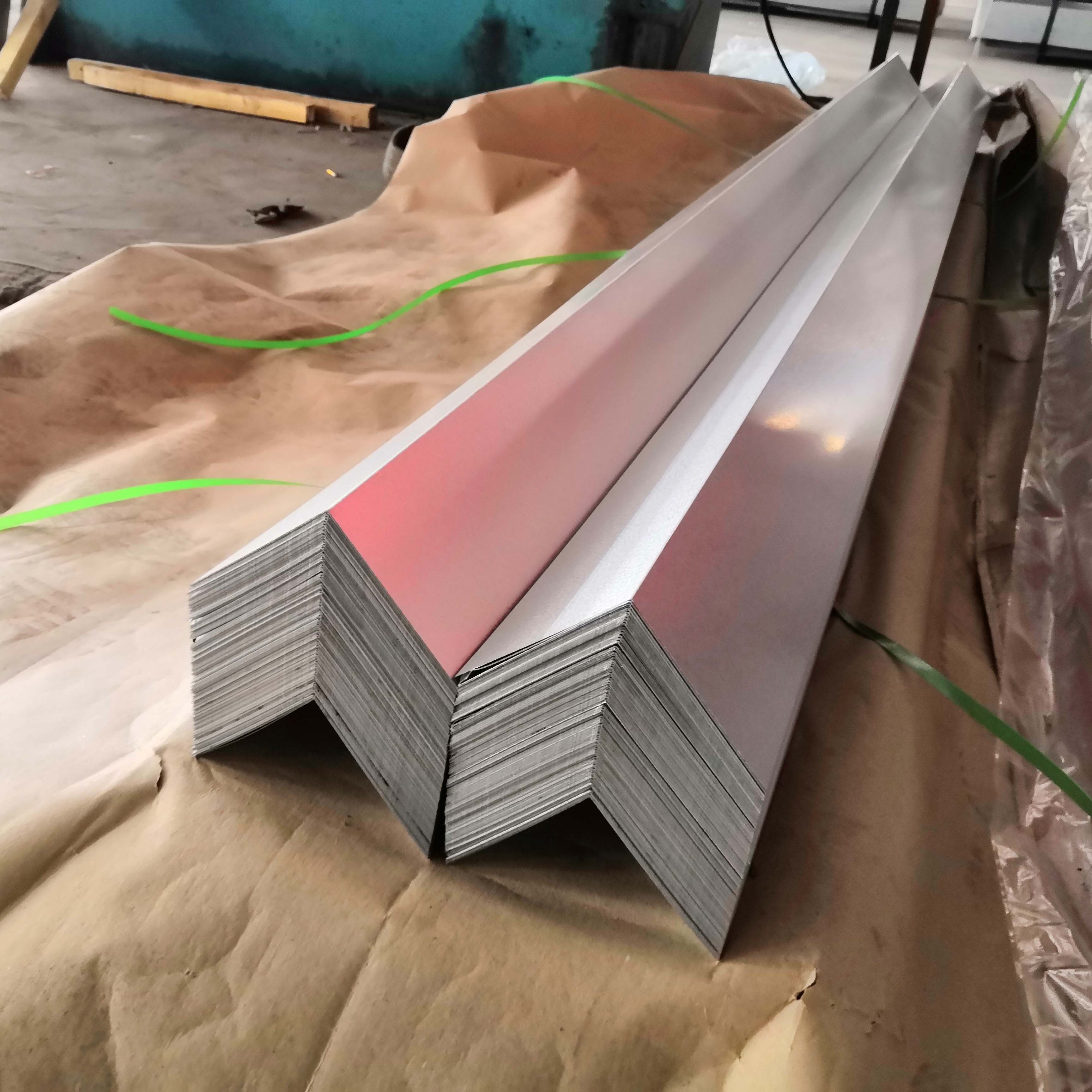 Galvanized/ galvalume 5*5 L sheet roof metal flashing