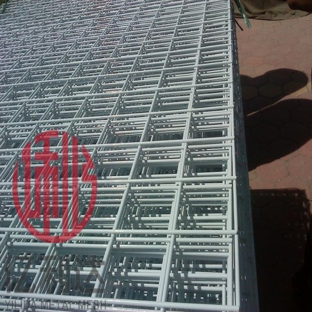 Livestock Sheep Pens Cattle Pens Safety Fence Welded Wire Mesh