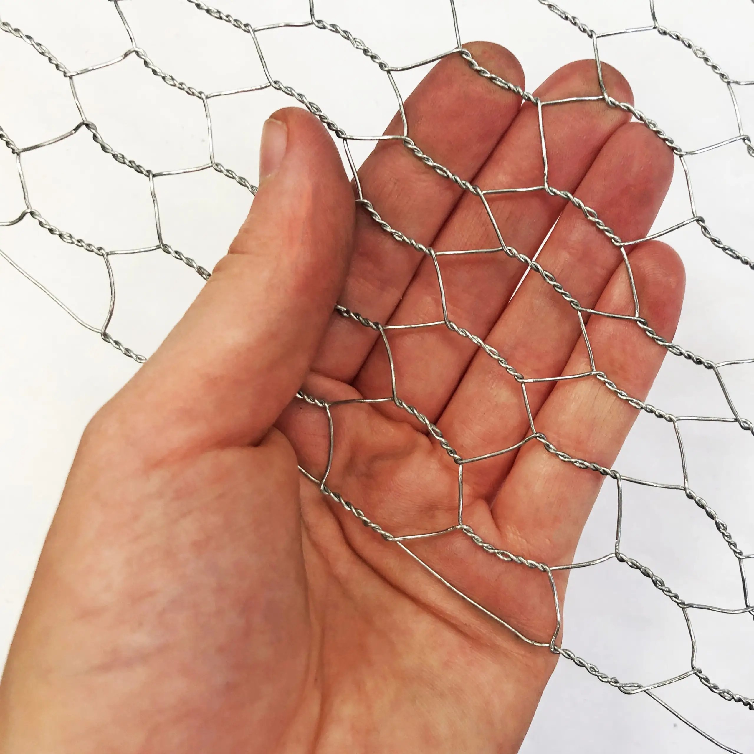 Metal Wire Netting Galvanized Mesh Small Chicken Wire Mesh pvc Steel Malla De Alambre Galvanized Hexagonal Wire Mesh