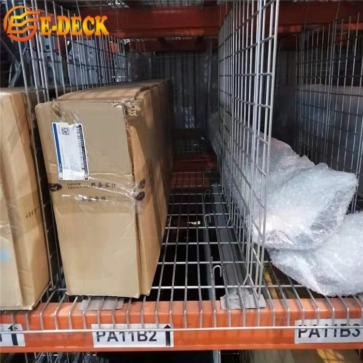 Warehouse storage metal hanging galvanized adjustable portable steel zinc wire mesh divider for decking