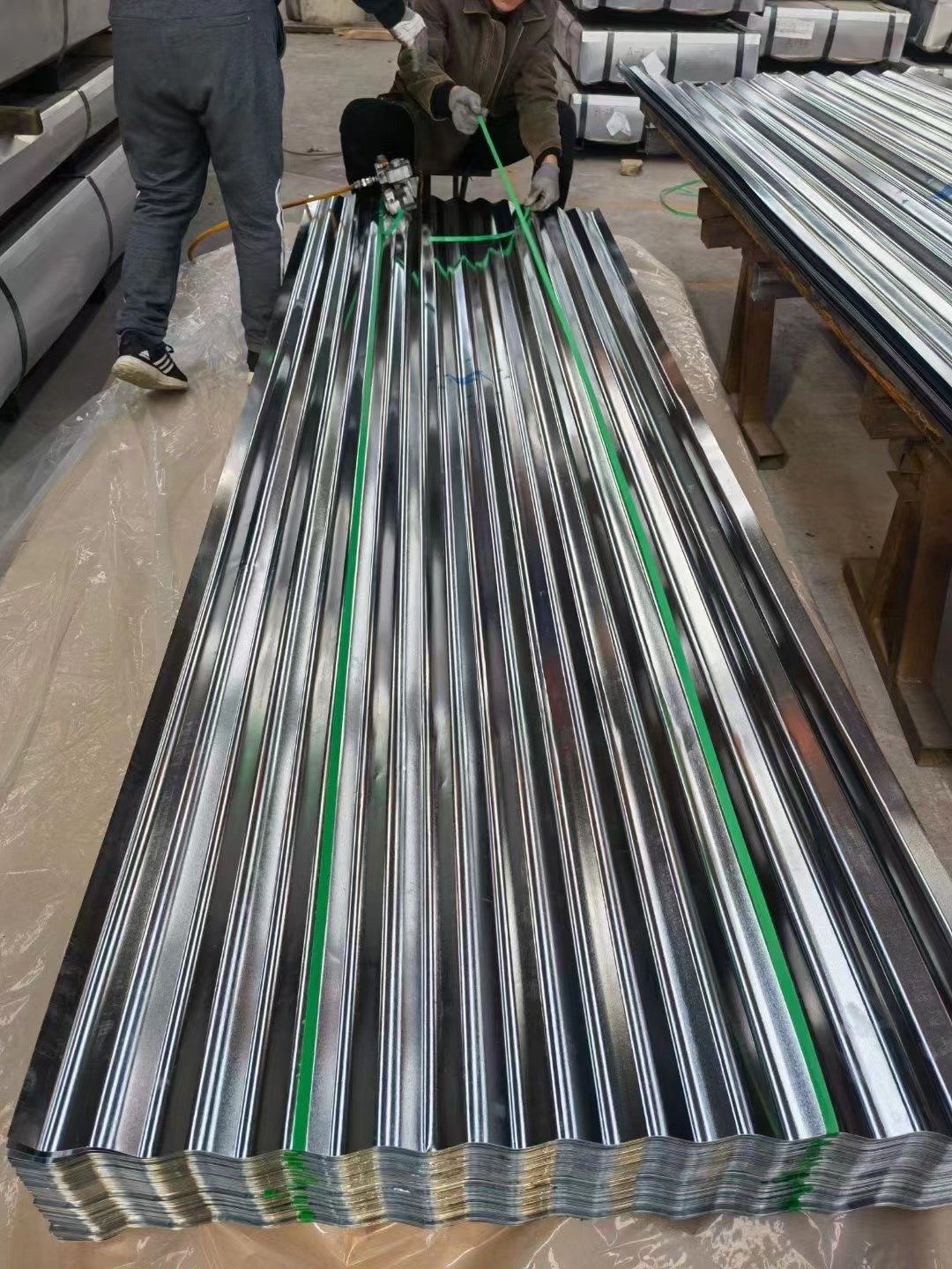 Factory Price 275g 0.5mm Thickness Gi Galvalume Steel Galvanized Roofing Sheet Galvanized Steel Sheet