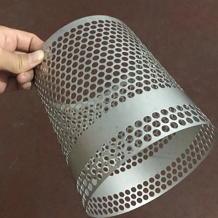 China 5 Micron 316 Stainless Steel Perforated Metal Wire Mesh Sintered Filters Cylinder Canister Cartridge For Water Air Dust
