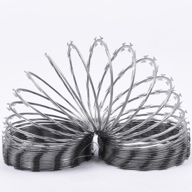 galvanized PVC Coated Barbed Wire Coil Steel Wire Cross Razor Wire Roll