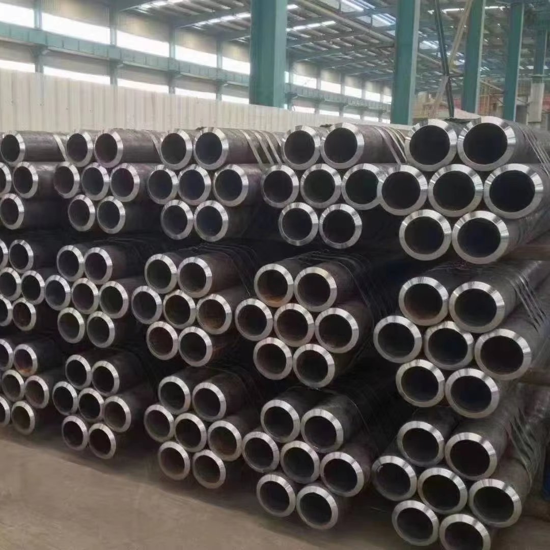 Steel Seamless Pipe 20 inch 30 Inch Seamless Pipe GB ASTM Q195 Carbon Steel Pipes