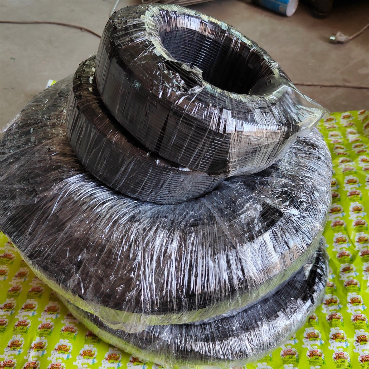 High Tensile Strength Flexible Bird Cage Stainless Steel Wire Rope Mesh Net Aviary Mesh in Expanded Style for Parrots
