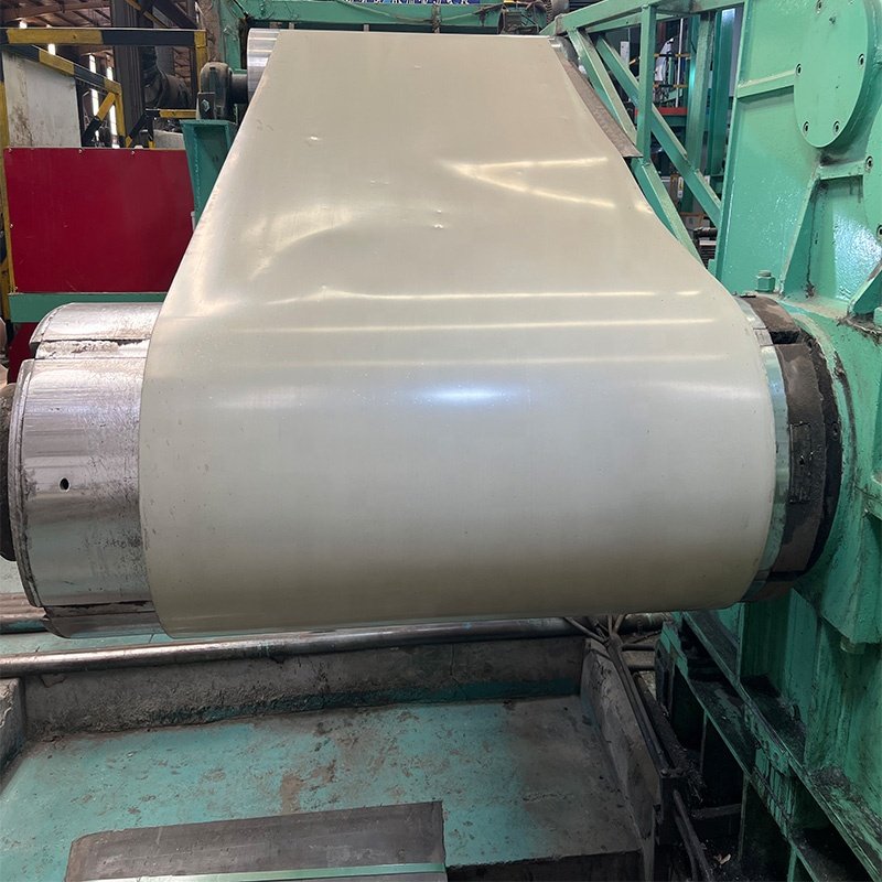 Hot Selling prepainted ppgi coil steel coil galvanized 0.25mm 0.3mm 0.4mm for Transportation