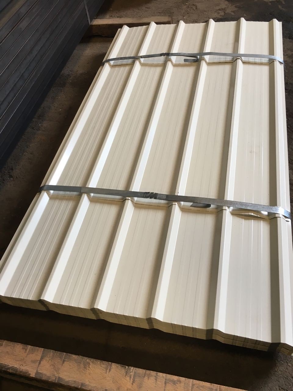 Cheap Price Corrugated Sheet Rolls Garden Roof Metal Roofing Steel Container Panels Long Span Sheets Iron In India