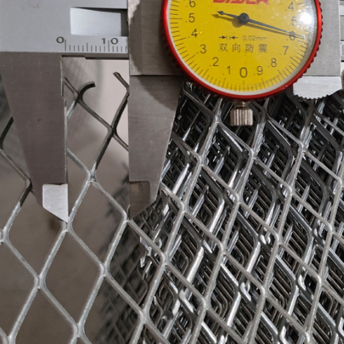 Hexagonal Steel Mesh SS Aluminum/Galvanized Iron Expanded Metal Wire Mesh Fence Trench Covering Mesh