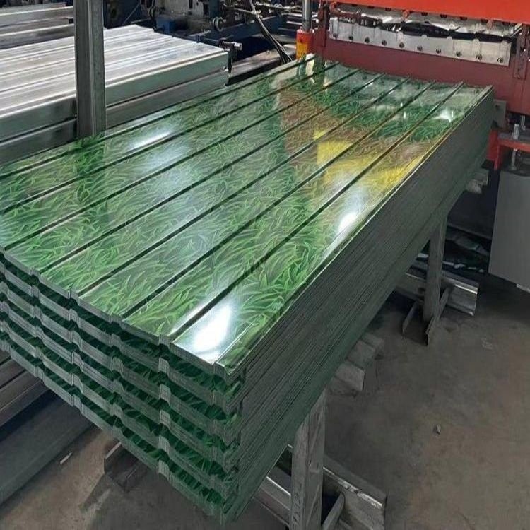 Color coated galvanized steel coils/Pre-painted PPGI corrugated zinc roofing panels Color painted roofing panels