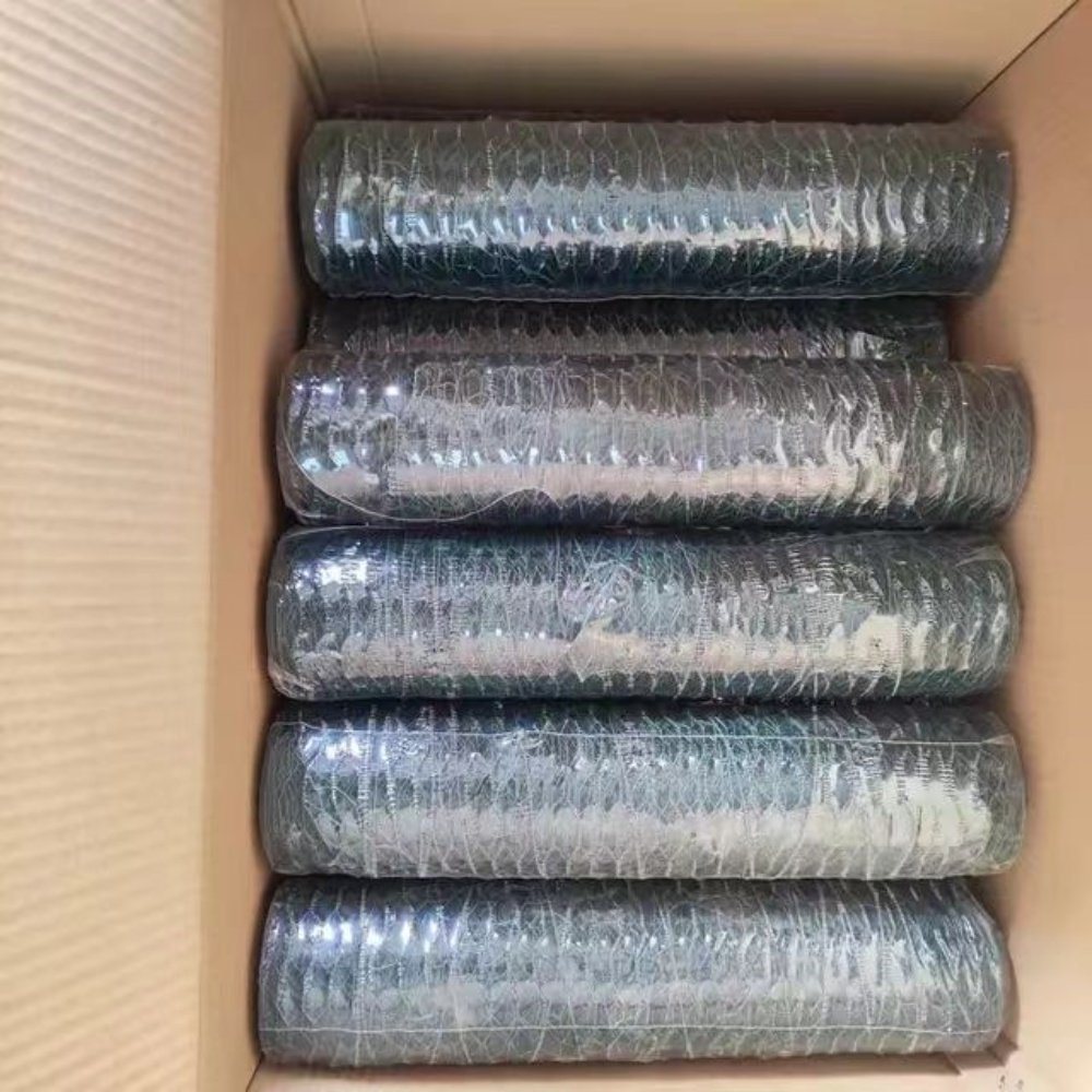 Factory Price 1/2" Hexagonal Galvanized BRC Wire Mesh Fence Net Double Twist Steel Wire Mesh Roll Woven Mesh Wire