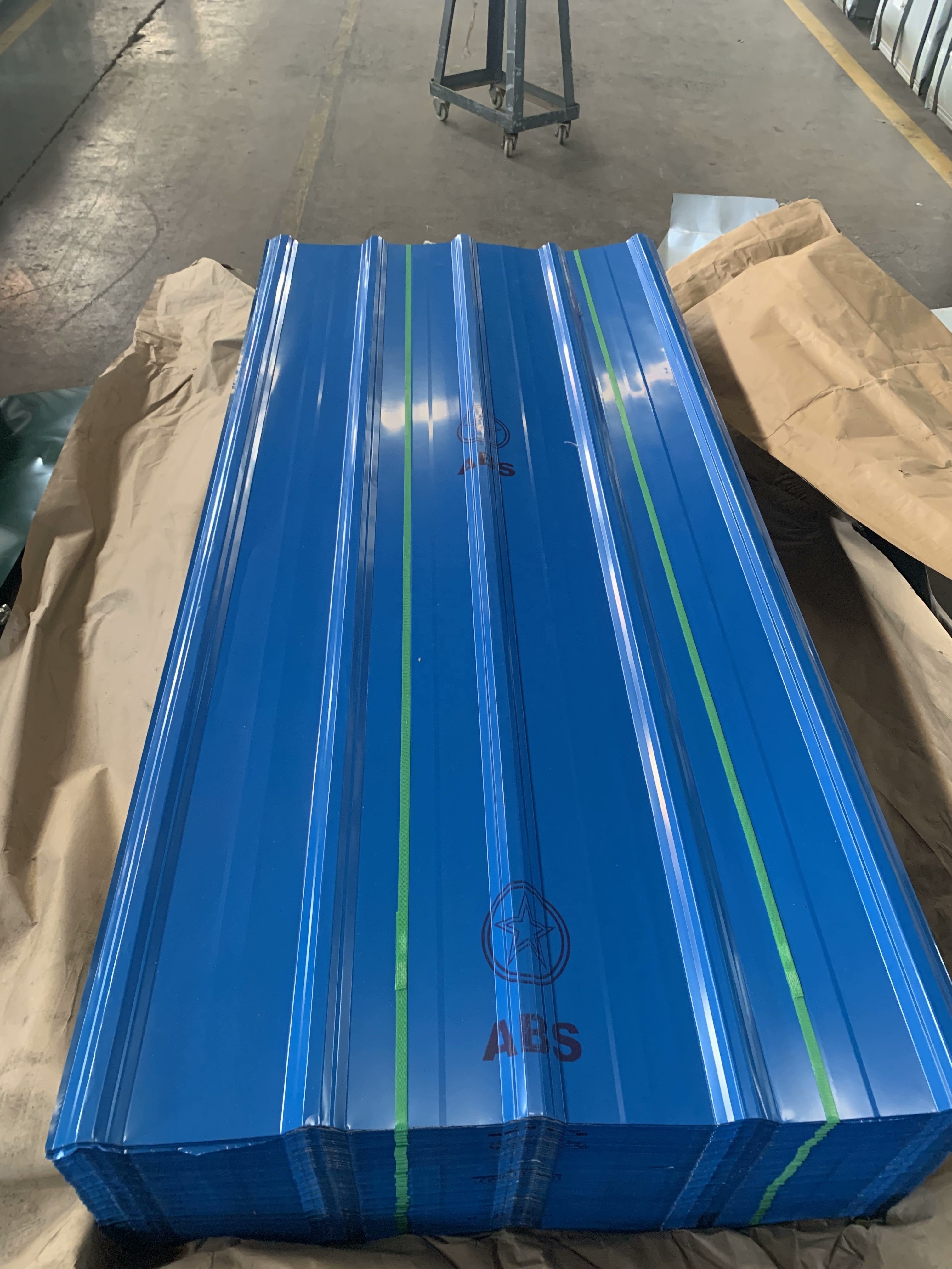 Quality trusty cheap full hard 24 gauge standard size galvanized corrugated roofing iron metal roof sheet for sale price