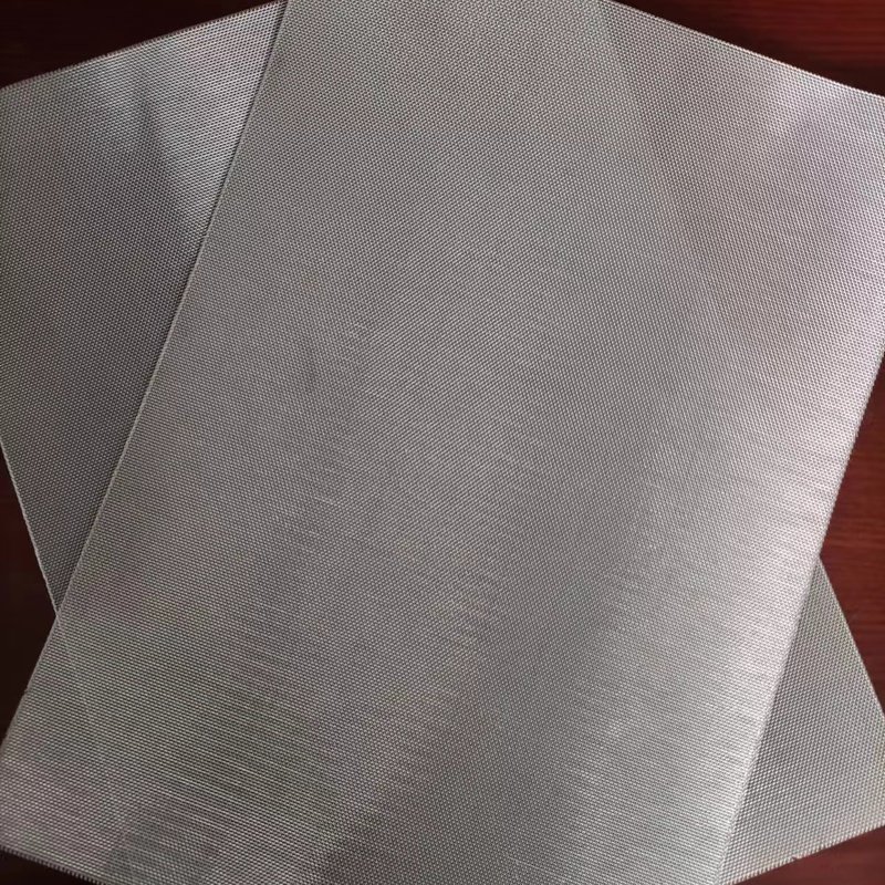 The stainless steel mesh used for the exhaust of the transformerboard press machine