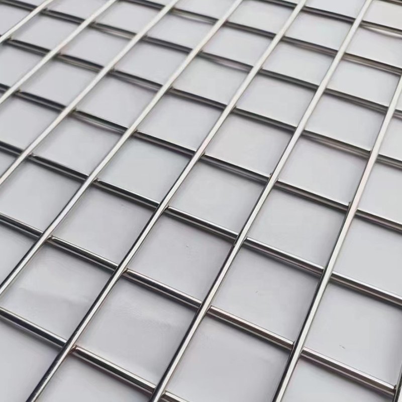 Heavy Duty 304 Stainless Steel Welded Wire Mesh Roll 316 Stainless Steel Welded Mesh Panel for Filtration & Protective Barriers
