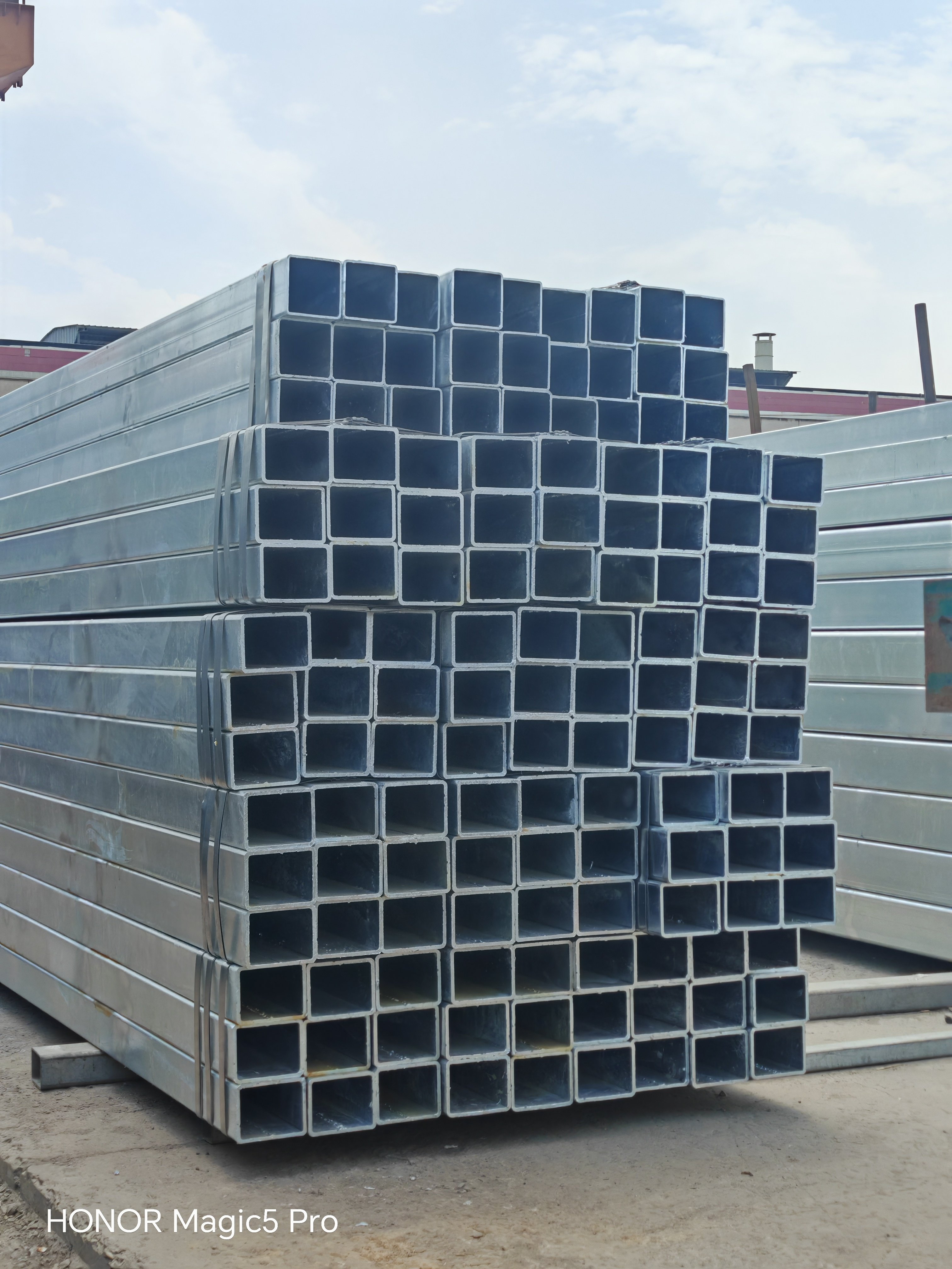 Galvanized Steel Pipes Top Quality square Galvanized Tube Manufacturer Price Per Ton