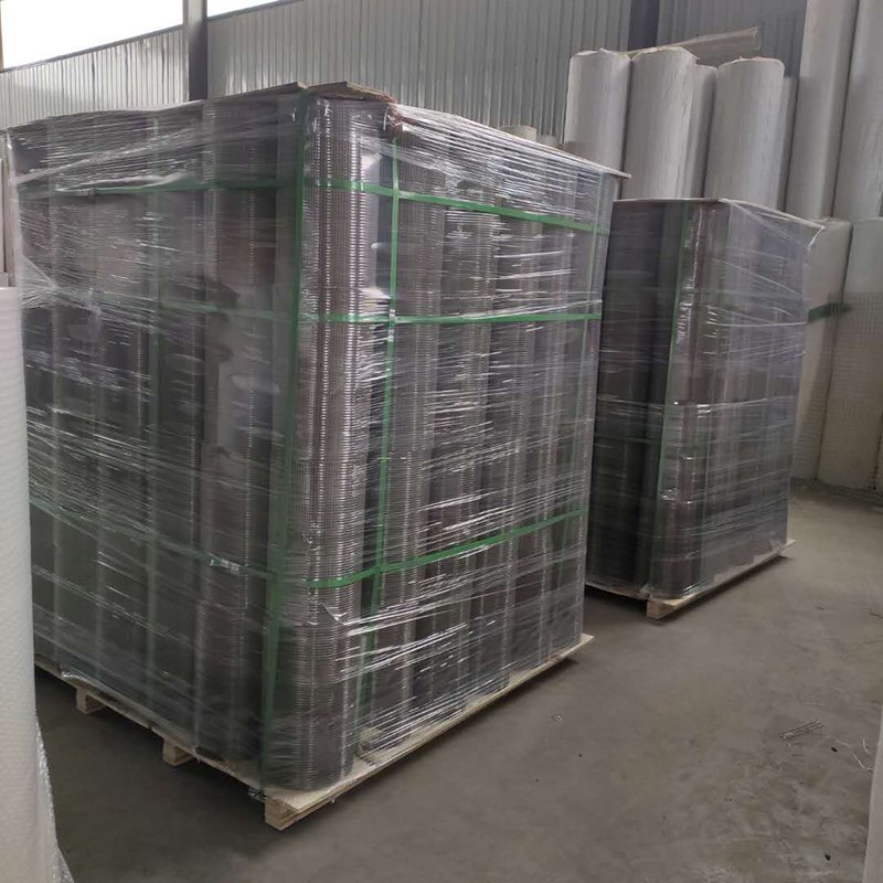 stainless steel woven wire meshChina Supply Directly 60/80/100 Meshsmall hole welded wire meshWholesale Custom