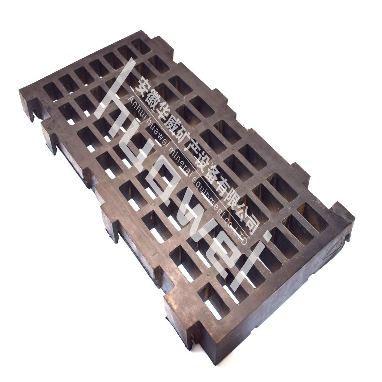 Black Perforated Reinforced Steel Wire Mesh Diamond Hole Shape PVC Powder Coated Plain Weave Style Vibrating Screen