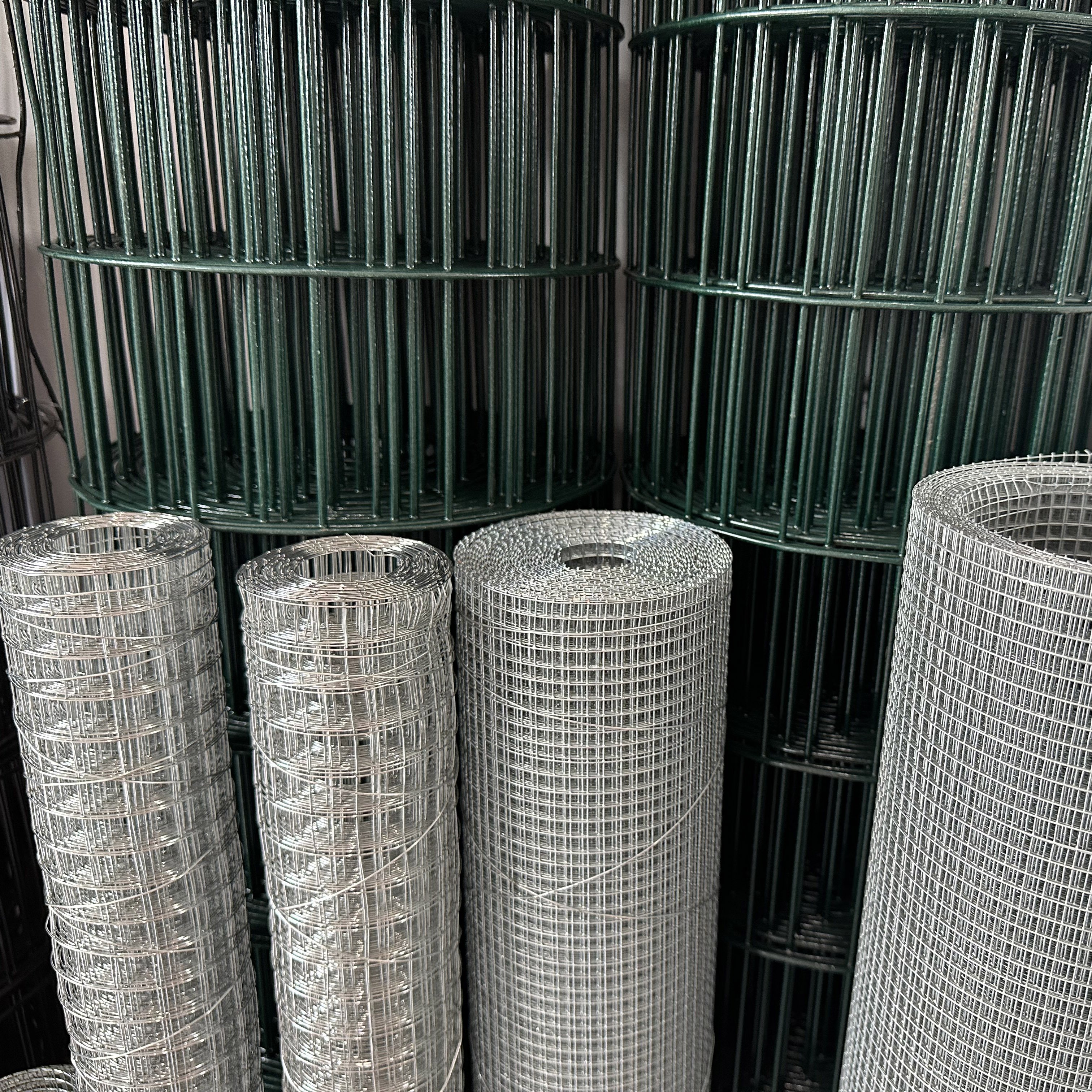 Iron Wire mesh factory price/galvanized welded iron mesh roll