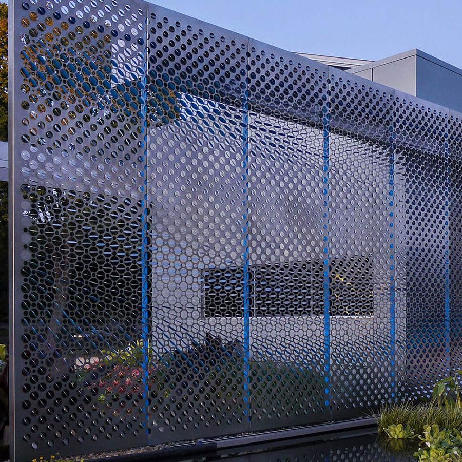 304 316L Stainless Steel Aluminum Ceiling Perforated Metal Mesh Filter outside Decorative Hole Shape Steel Wire Genre
