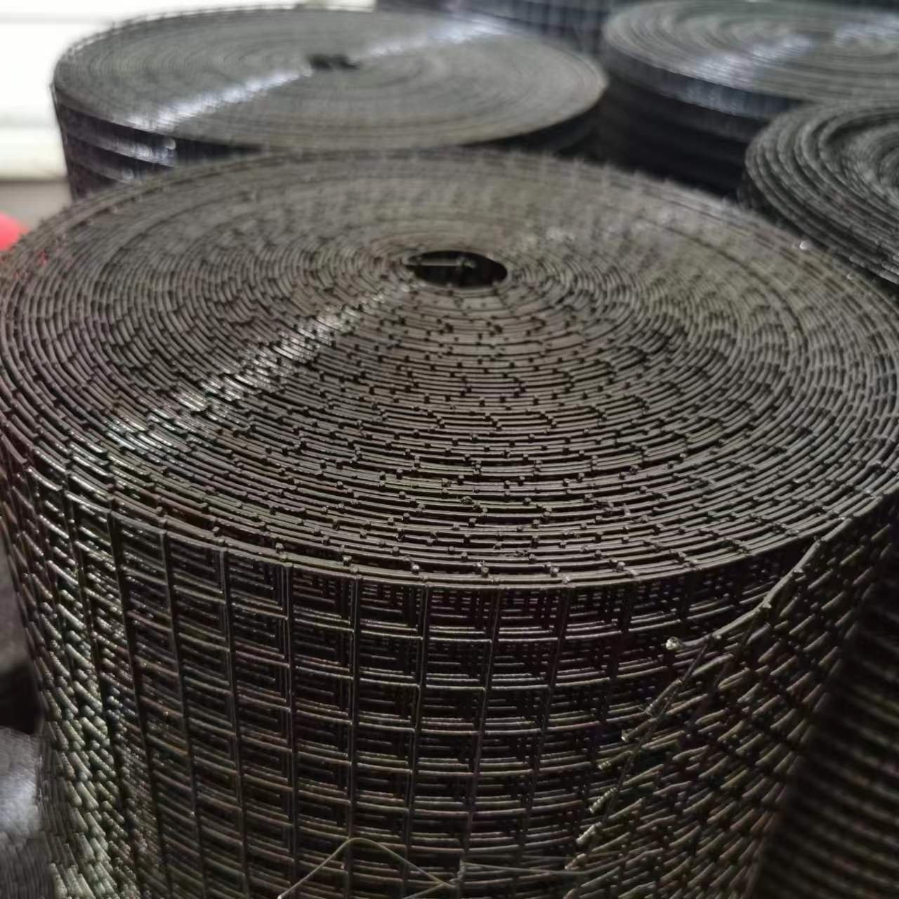 Factory Sales Galvanized Welded Cage Wire Poultry Netting Square Chicken Snake Fencing Welded Mesh Rolls