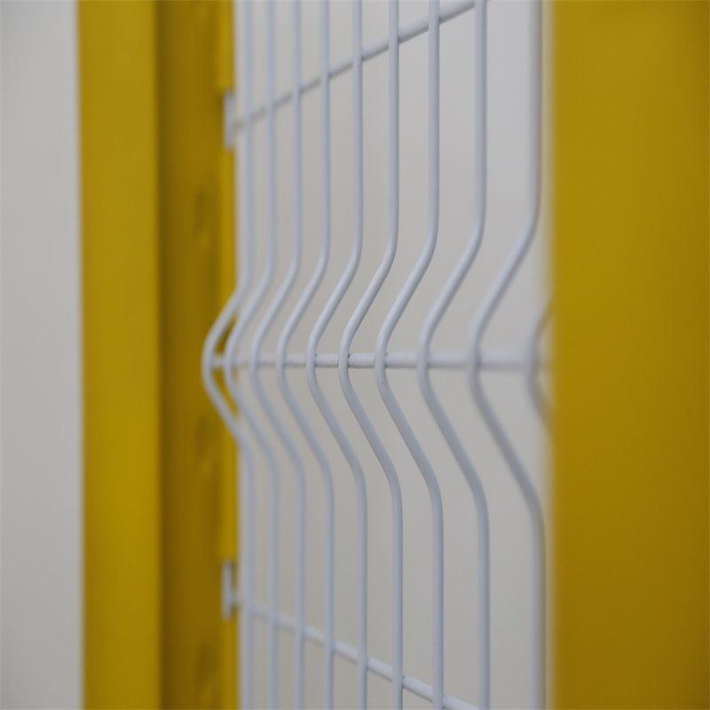 RT Pvc Coated 3D Curvy Wire Fence Galvanized Welded Mesh Bending Airport Fence Panels for Outdoor