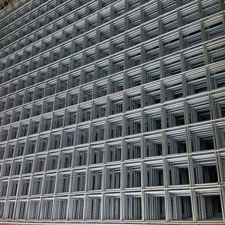Factory High-quality 1/4 Inch 1/2inch wire mesh Stainless steel Welded wire mesh/wire mesh Welded Netting