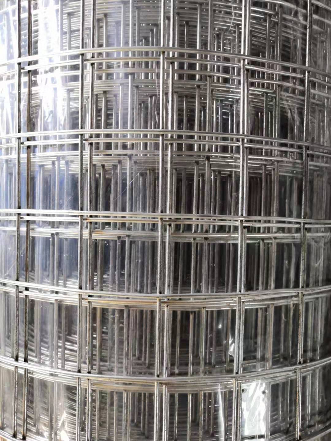 1/2in 0.6mm 4ft x100ft Hardware Cloth Roll for Chicken Fence Rabbit Wire Cage Fencing Galvanized after Welded Iron Wire Mesh