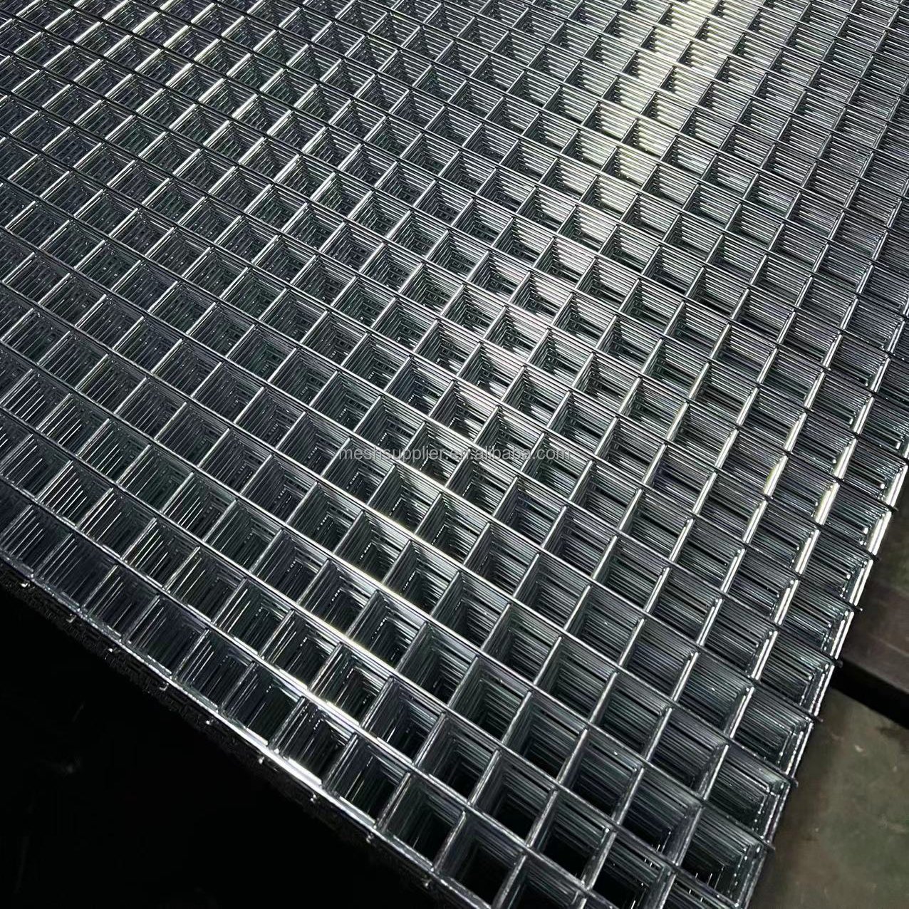 Anping professional production 1/2 x 1/2 pvc coated steel matting galvanized welded wire mesh manufacturer