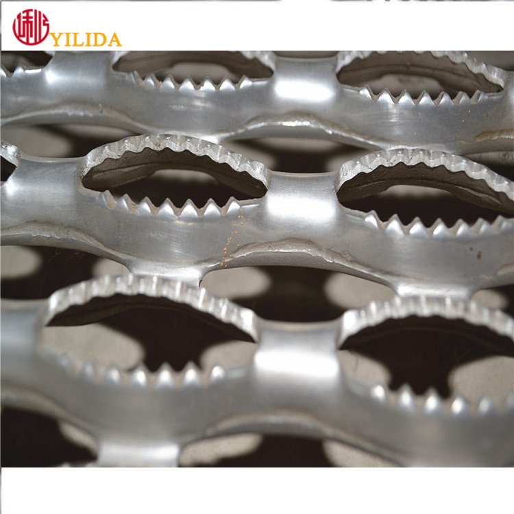 Anti-Skid Walkway Safety Plate Aluminum Perforated Metal with Steel Wire Mesh Ramp Deck Grating