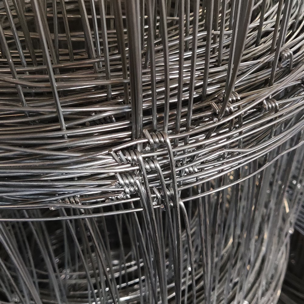 China supplier 1.8m metal livestock goat sheep cattle fencing farm iron horse wire fence for sale