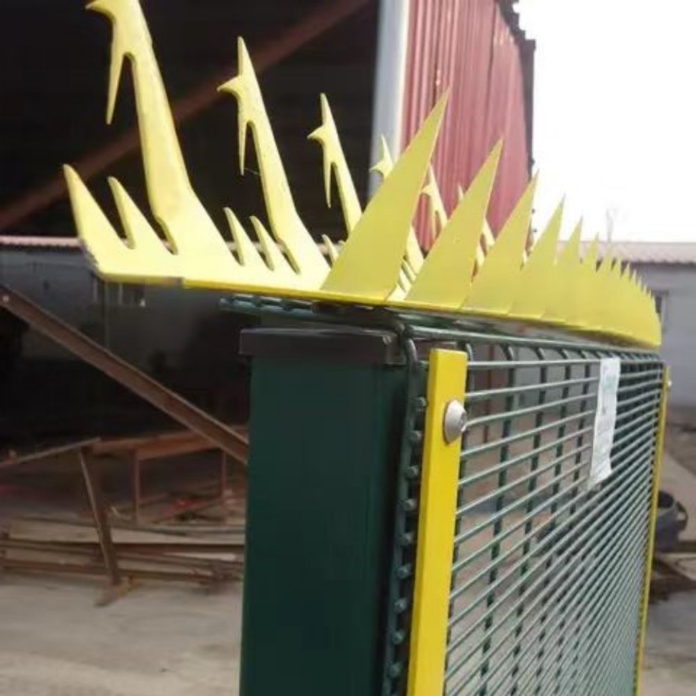 Security Barbed Nail on Top Wall Razor Spikes Fencing Anti Climb Wall Spike