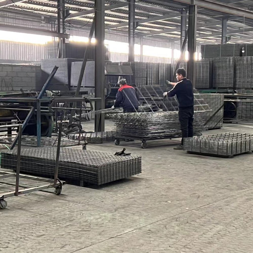 Black Steel Wire Mesh Panels 12/8/4mm PVC Coated Plain Weave Style Welded Construction with Cutting Service Available