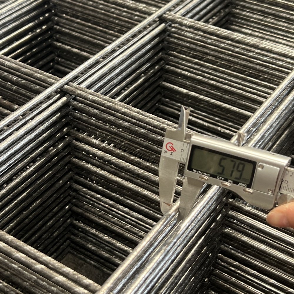 Black Steel Wire Mesh Panels 12/8/4mm PVC Coated Plain Weave Style Welded Construction with Cutting Service Available