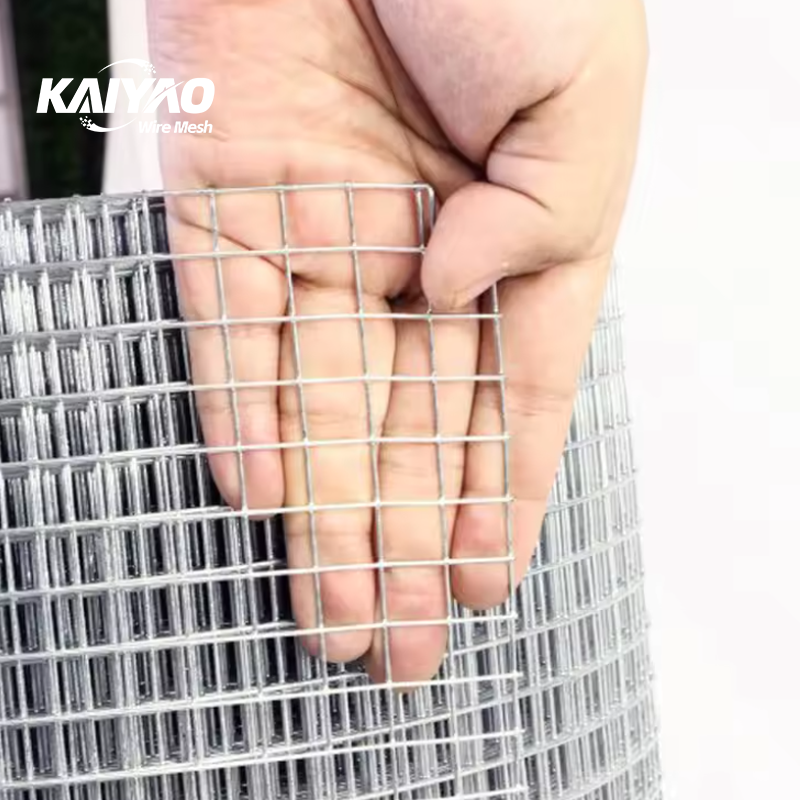 Hot-dip galvanized fence iron wire mesh roll for rabbit, bird, and pet cages, 10 gauge welded wire mesh roll