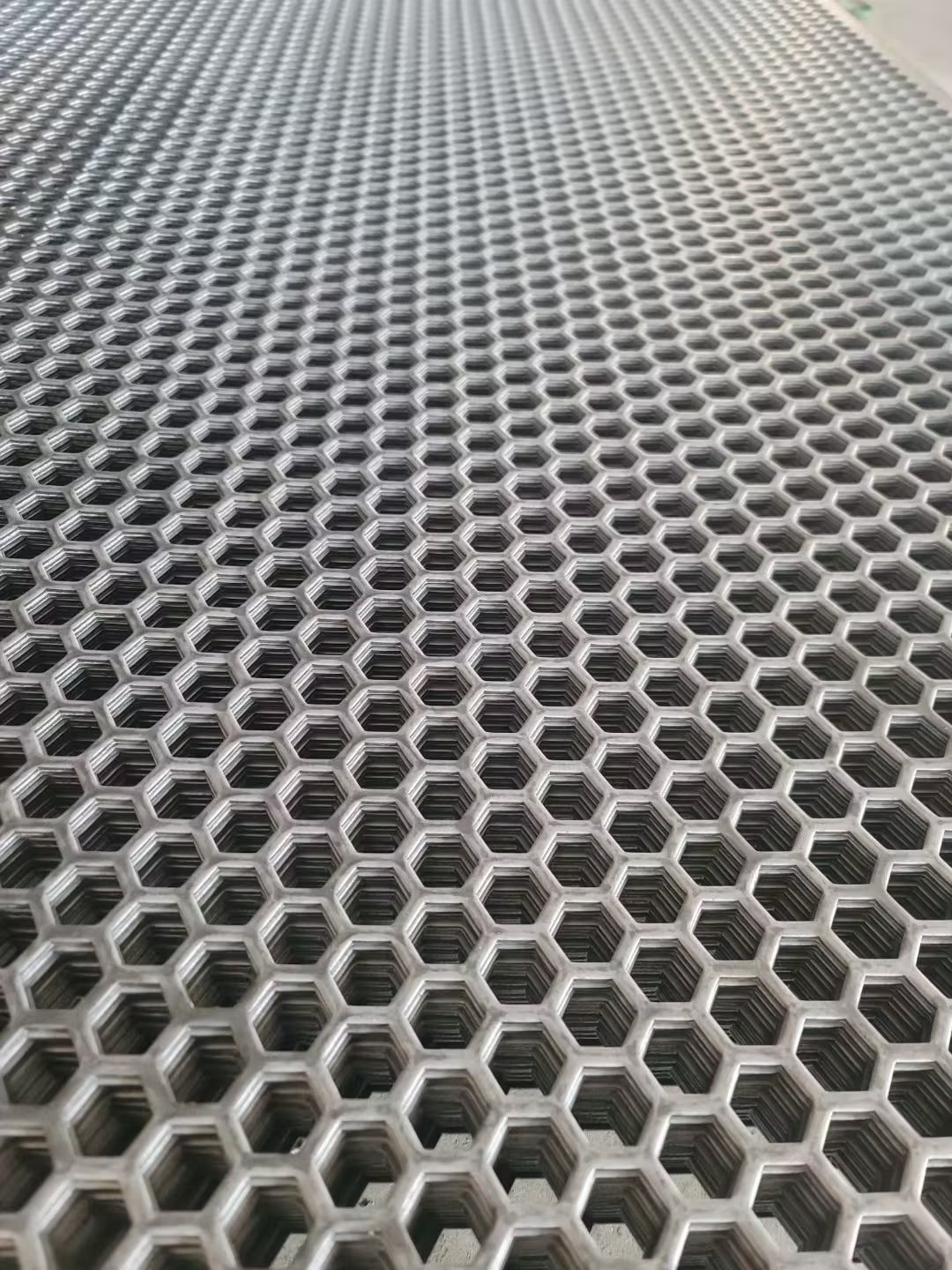 Decorative Stainless Steel Wire Mesh Rhombus Hole Punch Plate Sheet Screen Aluminum Decoration Wire Mesh Stylish Perforated Mesh