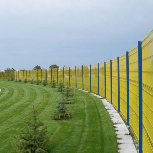 Galvanized welded wire mesh for garden fence pvc coated welded wire mesh fence panels price