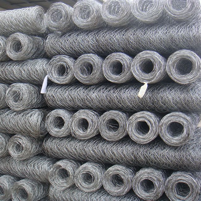 Factory Galvanized 5 Twist Steel Wire Fence Mesh 1.5mm Diameter 6mm 10mm 15mm 20mm Apertures Diamond Hexagonal Wire Mesh