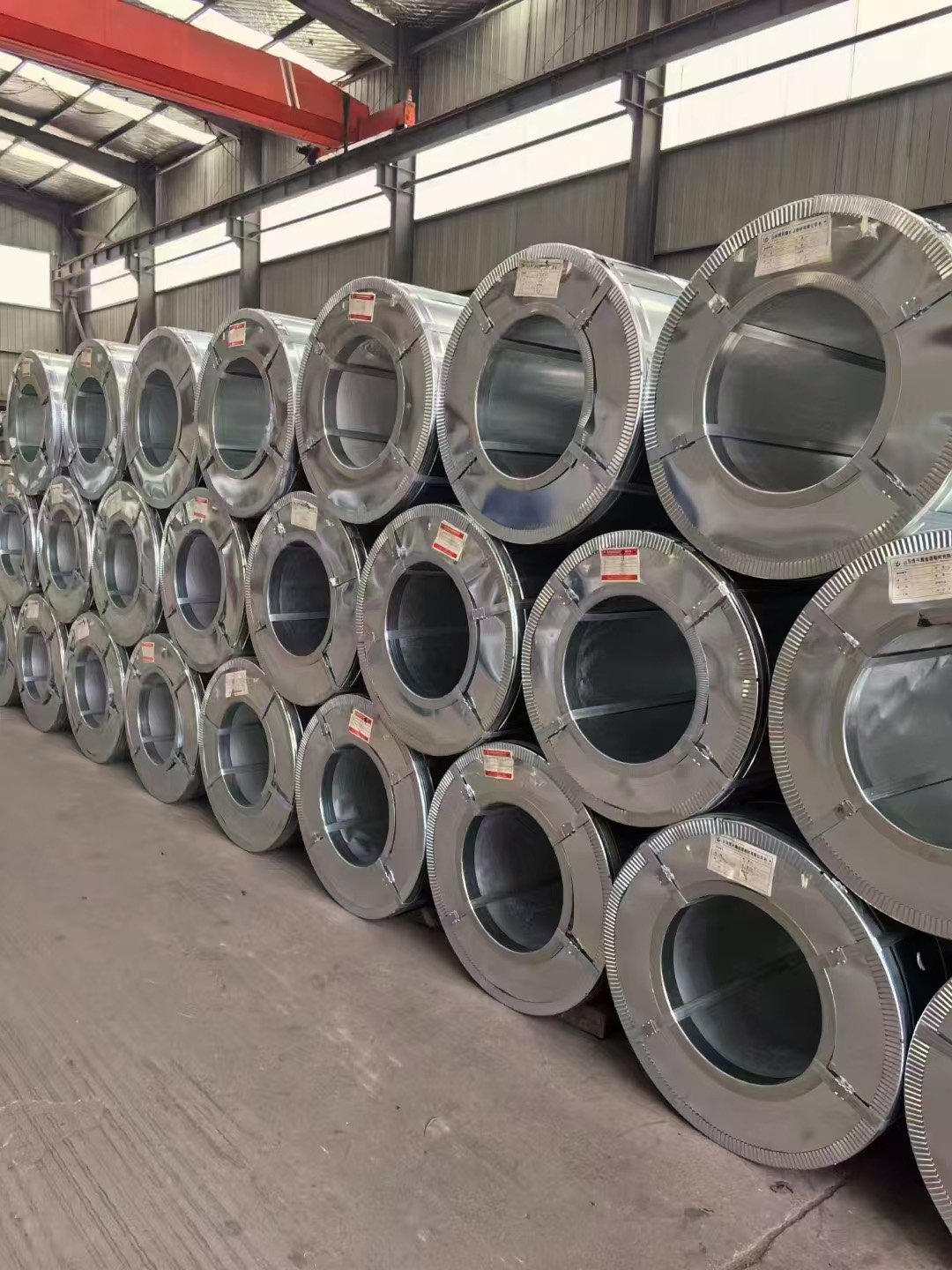Large Stock Galvanized Steel Coil 12-28 Gauge JIS/GS/API/BIS certified Slightly Oiled Processed for Cutting Welding Bending
