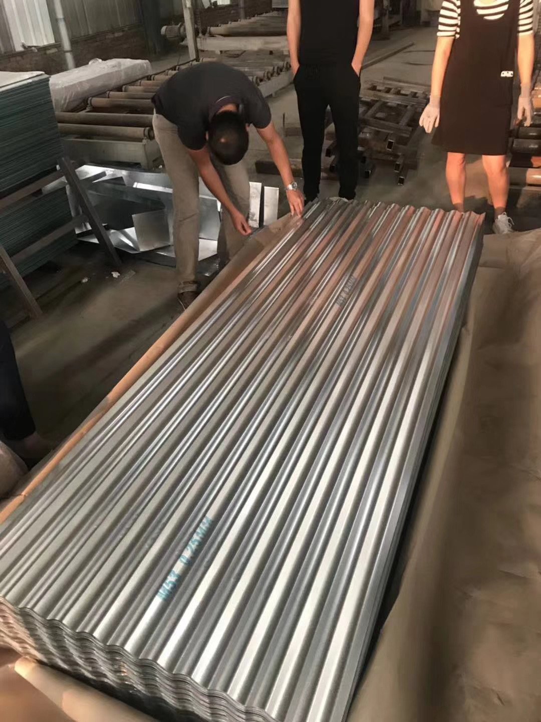 28 Gauge Colored Aluminum Steel Zinc Metal Corrugated Galvanized Roofing Sheet