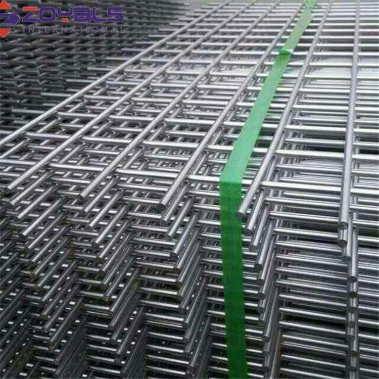 Horse Fence Cattle Fence is Firm and Cheap Farmland Galvanized Welded Steel Wire Mesh