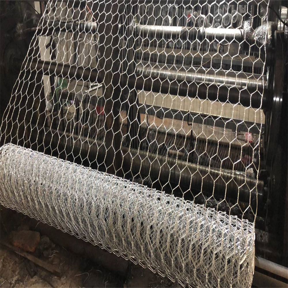 Good Price High Quality China Factory 10MM iron net fence wire mesh